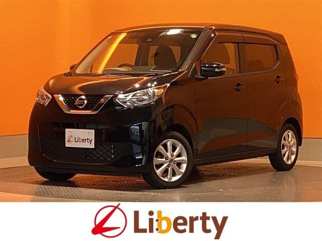 NISSAN