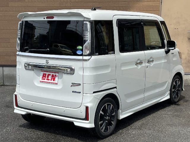 Car thumbnail 3