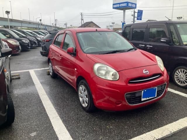 NISSAN