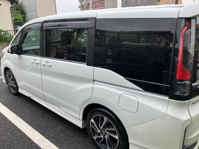 Car thumbnail 4