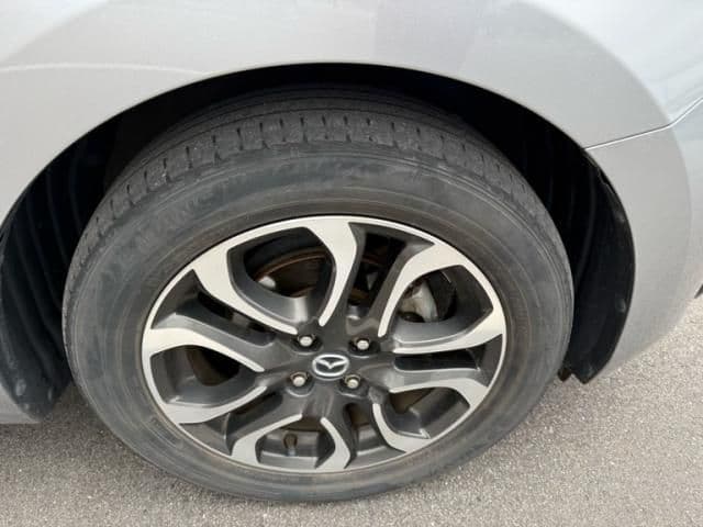 Car thumbnail 4