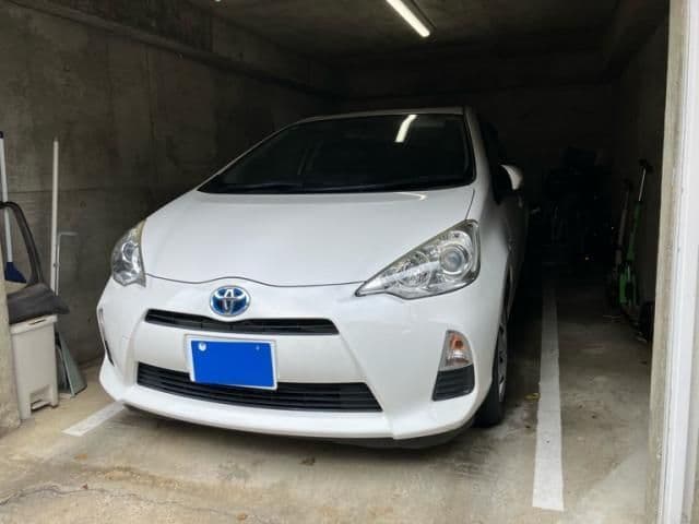 Car image 1