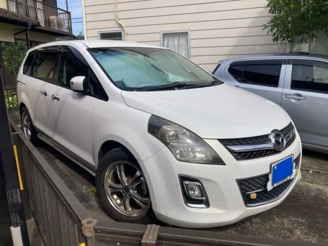 Car thumbnail 4