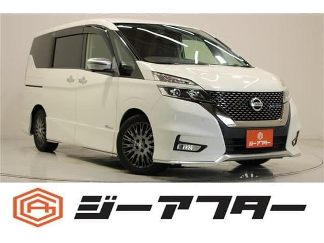 NISSAN