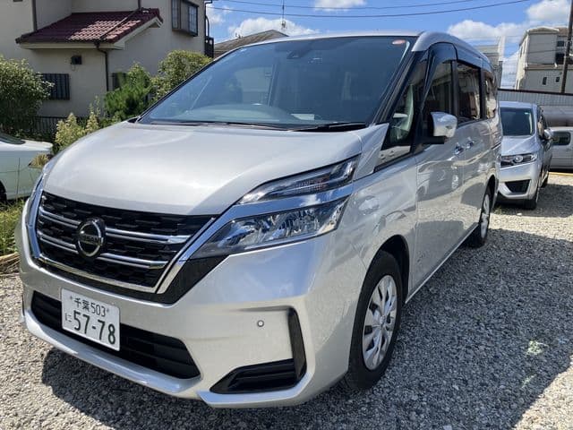 NISSAN SERENA  S-HYBRID