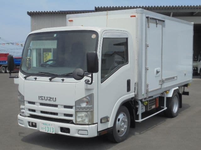 ISUZU