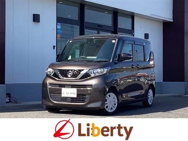NISSAN