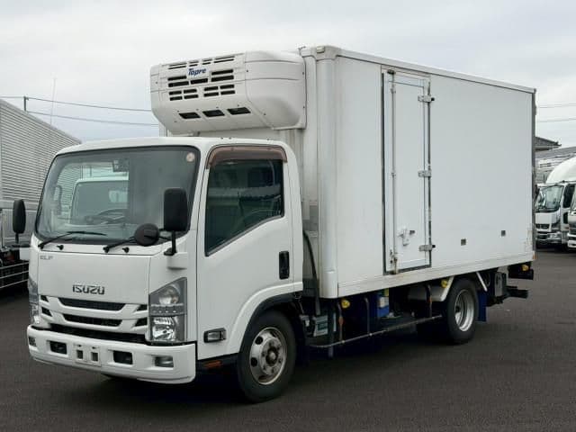ISUZU