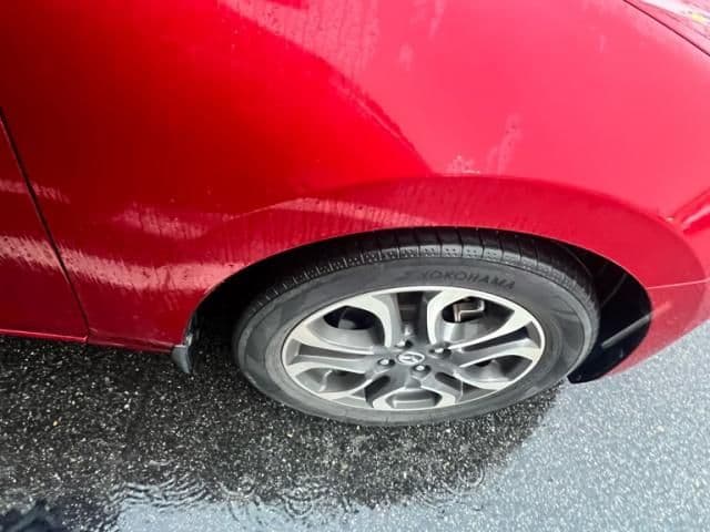 Car thumbnail 4