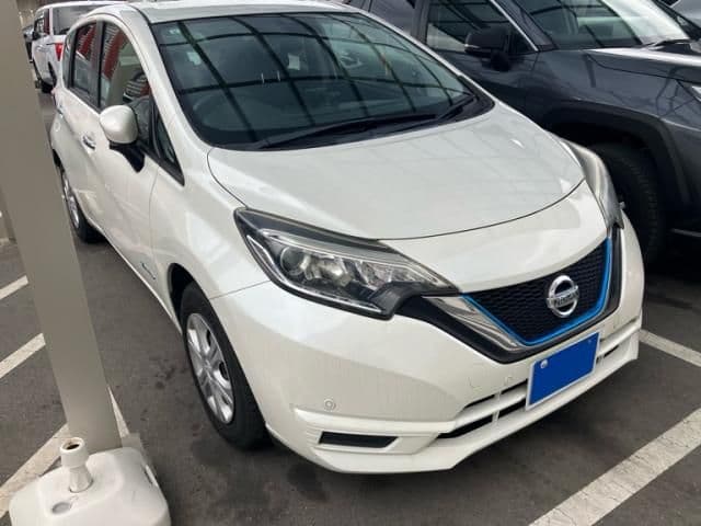 NISSAN