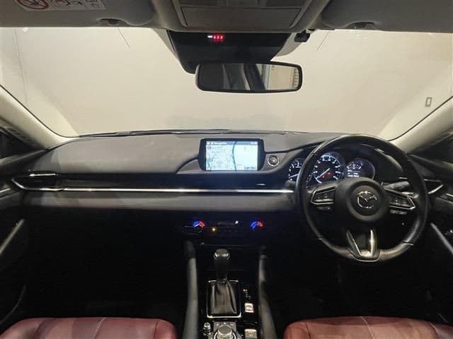 Car thumbnail 3