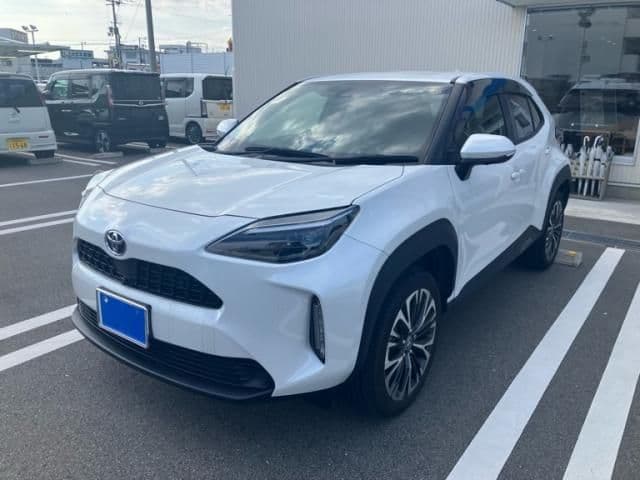 TOYOTA YARIS CROSS