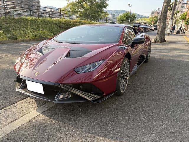 LAMBORGHINI