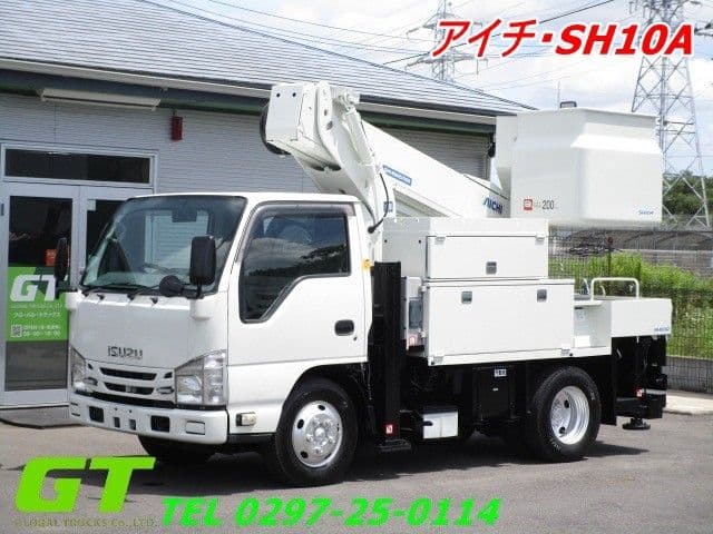 ISUZU