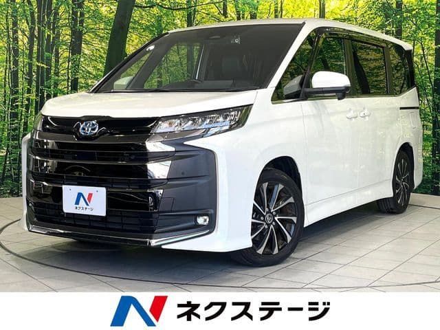 TOYOTA NOAH HYBRID