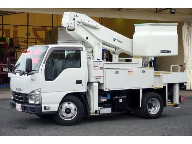 ISUZU