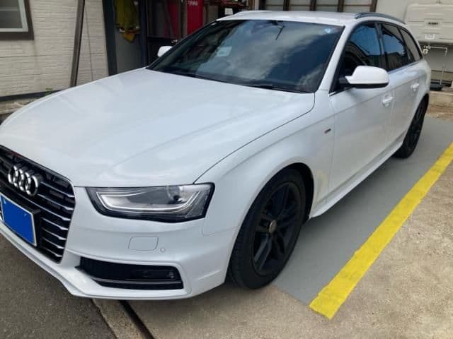 Car thumbnail 3