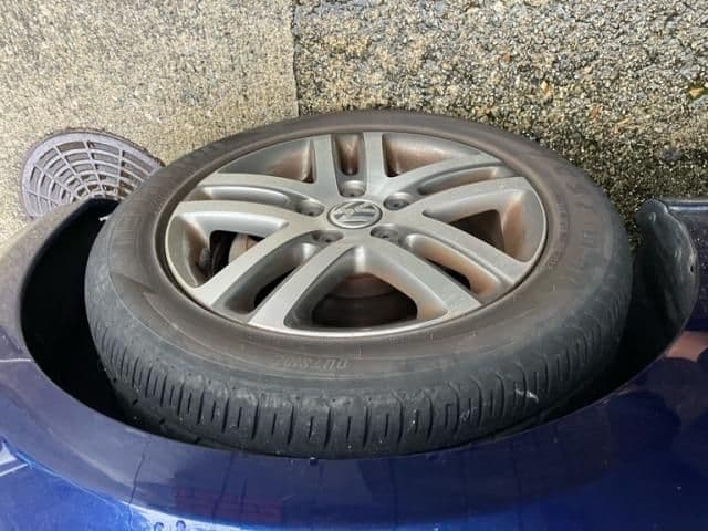 Car thumbnail 4