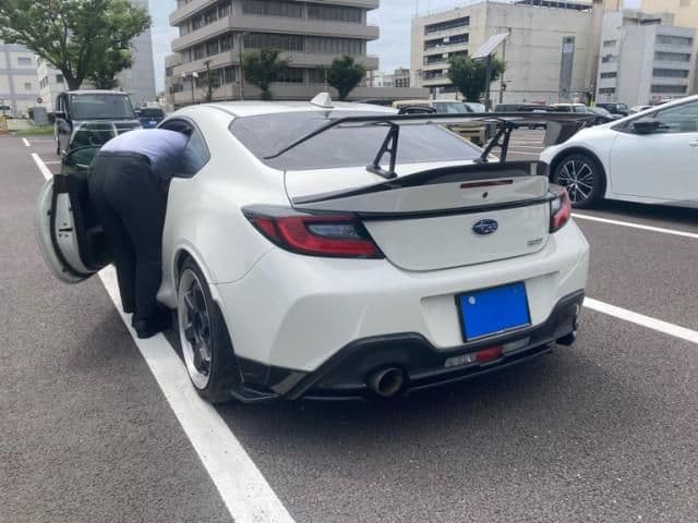 Car thumbnail 2