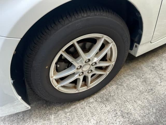 Car thumbnail 3