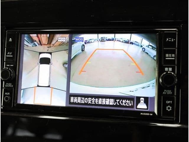 Car thumbnail 4