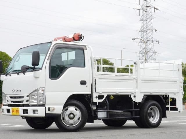 ISUZU