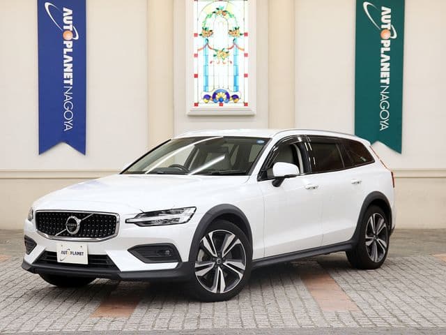 VOLVO VOLVO V60 CROSS COUNTRY