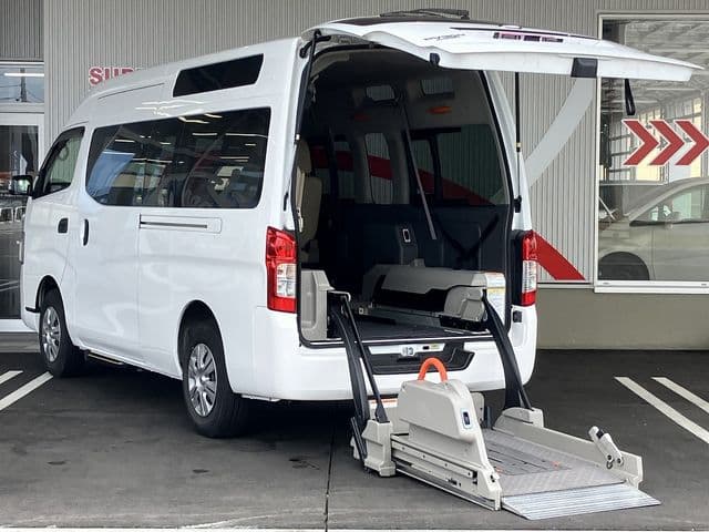 NISSAN NV350 CARAVAN 4WD