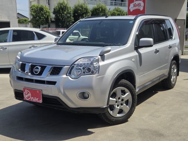 NISSAN