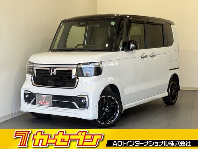 HONDA N BOX CUSTOM 4WD