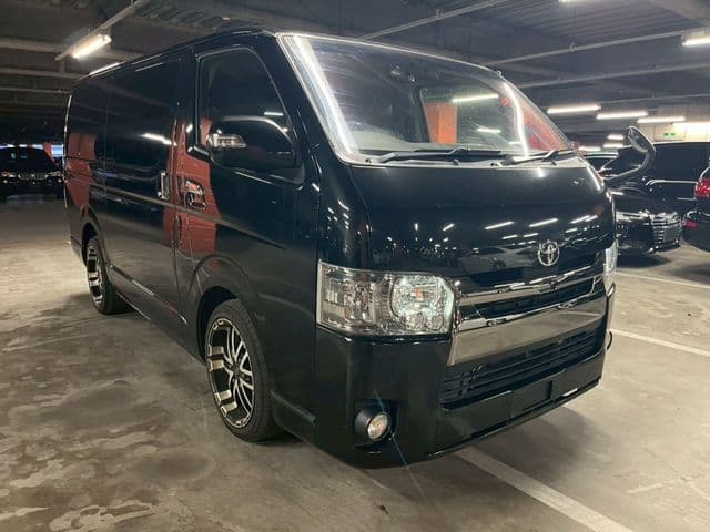 TOYOTA REGIUSACE van 2WD