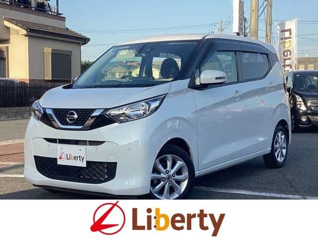 NISSAN