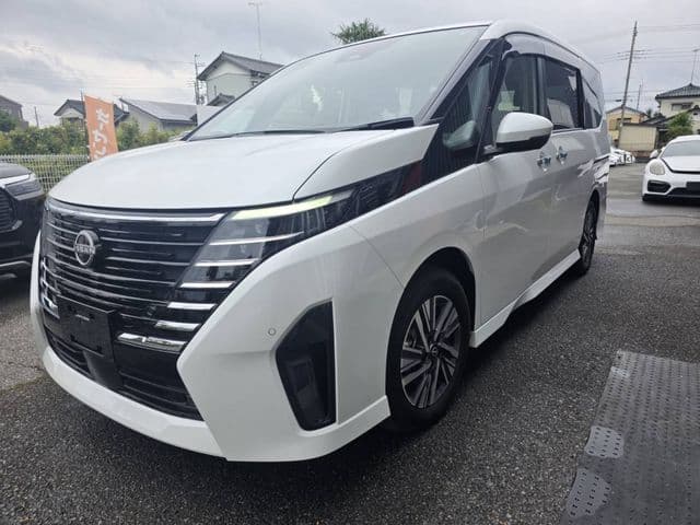 NISSAN