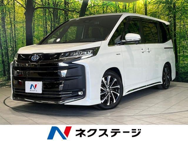 TOYOTA NOAH HYBRID