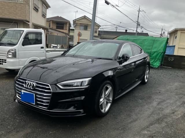 AUDI