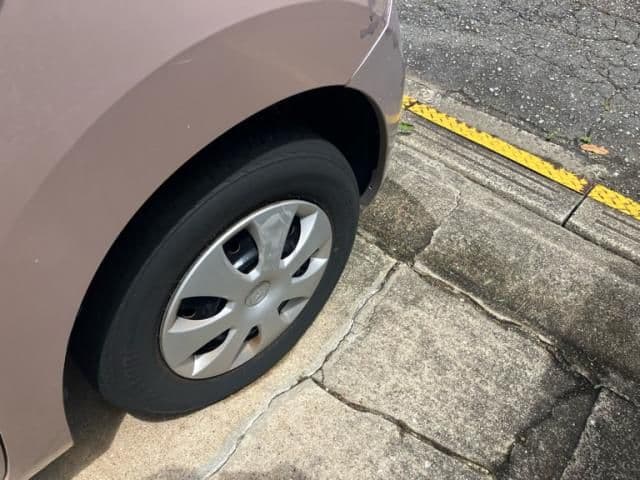 Car thumbnail 3