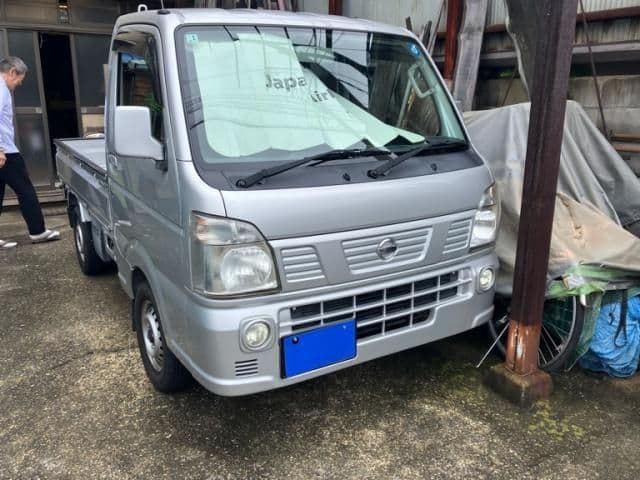 NISSAN