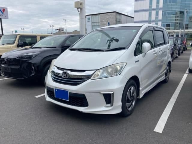 HONDA FREED HYBRID