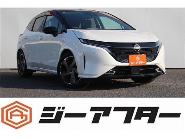 NISSAN AURA