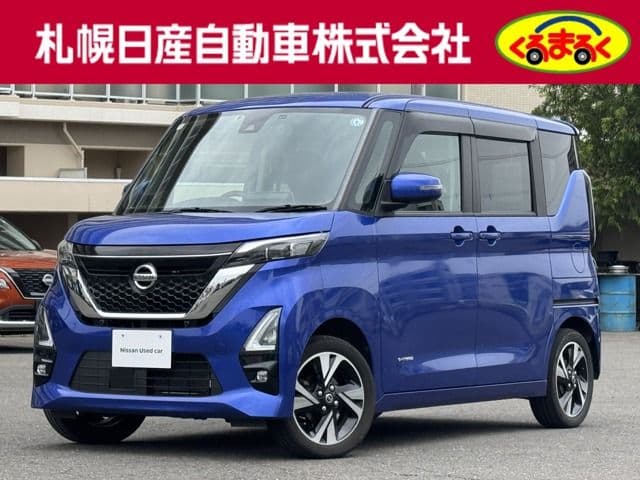 NISSAN ROOX 4WD