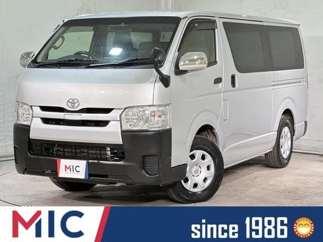 TOYOTA HIACE van 2WD