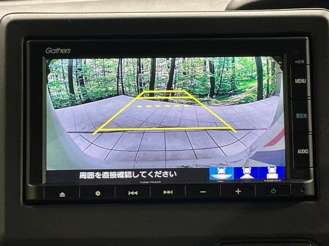 Car thumbnail 4