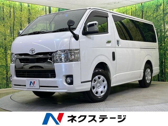 TOYOTA HIACE van 4WD