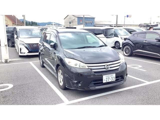 NISSAN