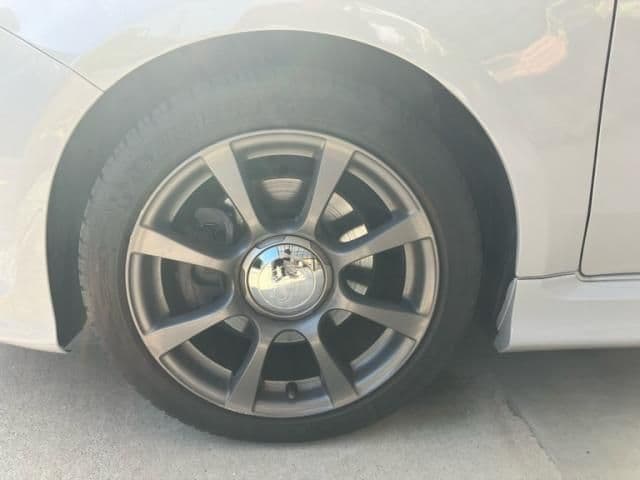 Car thumbnail 3