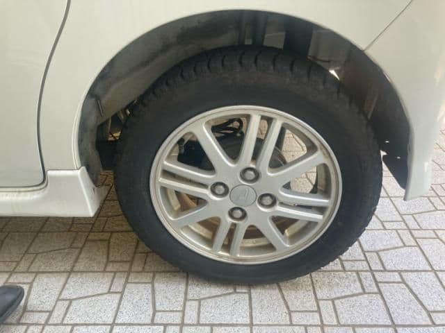Car thumbnail 4