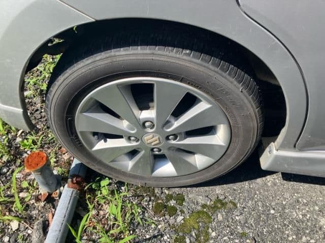 Car thumbnail 4