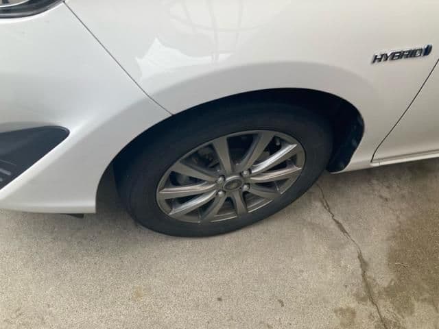 Car thumbnail 3