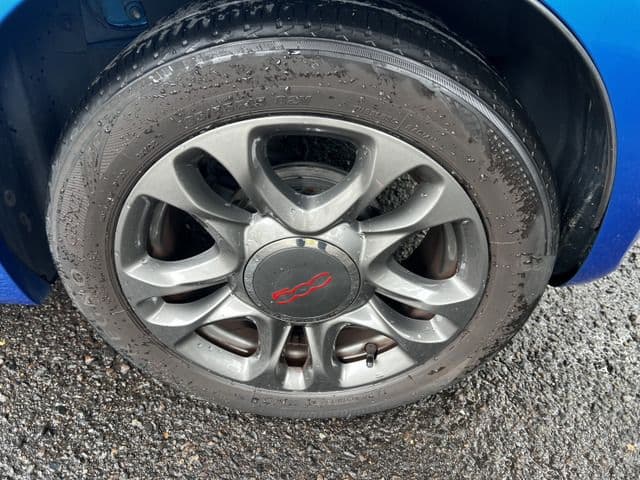 Car thumbnail 3