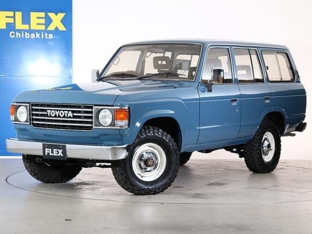 TOYOTA LANDCRUISER van